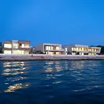 Adria Seafront D Private Pool زاتون