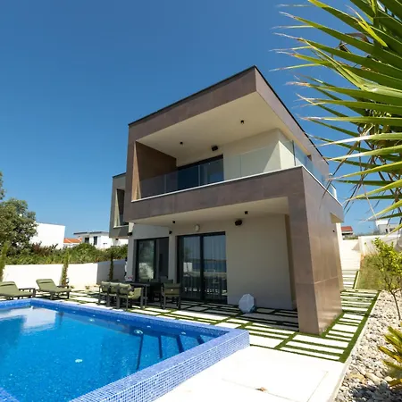 Adria Seafront D Private Pool Villa *