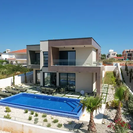 Adria Seafront D Private Pool Villa Zaton (Zadar)