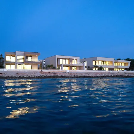 Adria Seafront D Private Pool Zaton (Zadar)