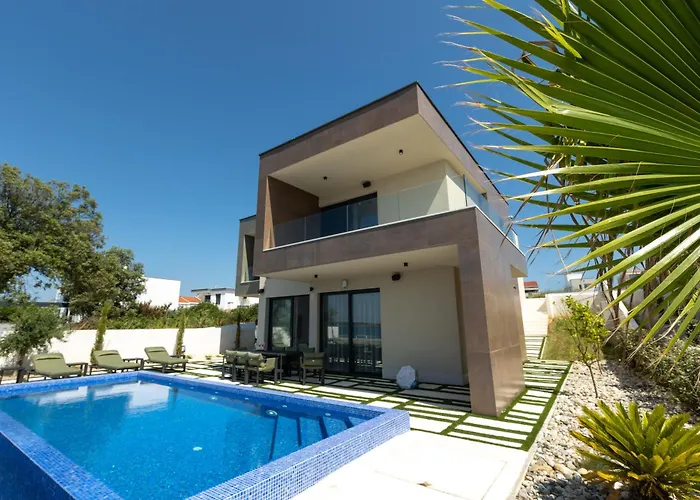Adria Seafront D Private Pool Villa *