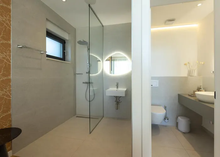 Adria Seafront D Private Pool Villa Zaton (Zadar)