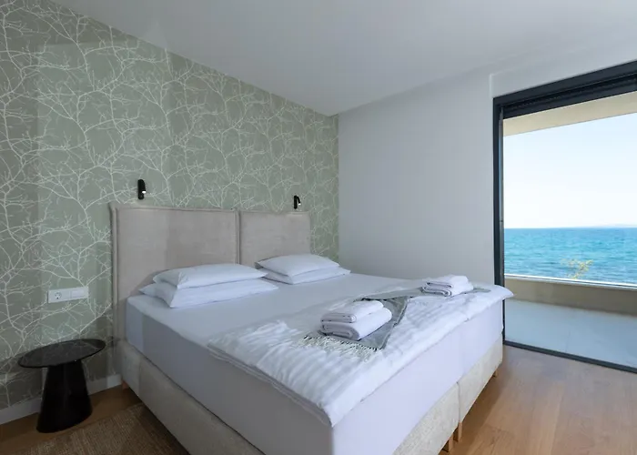 Villa Adria Seafront D Private Pool *