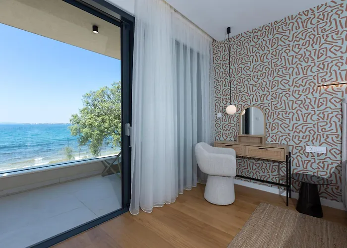 Villa Adria Seafront D Private Pool Zaton (Zadar)