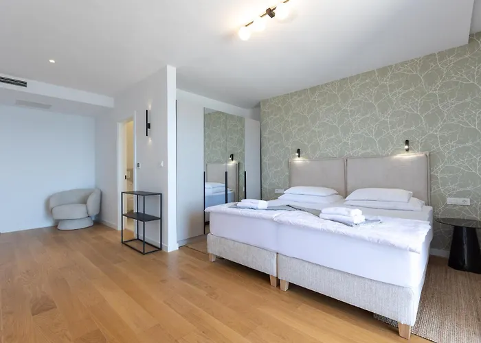 Villa Adria Seafront D Private Pool *