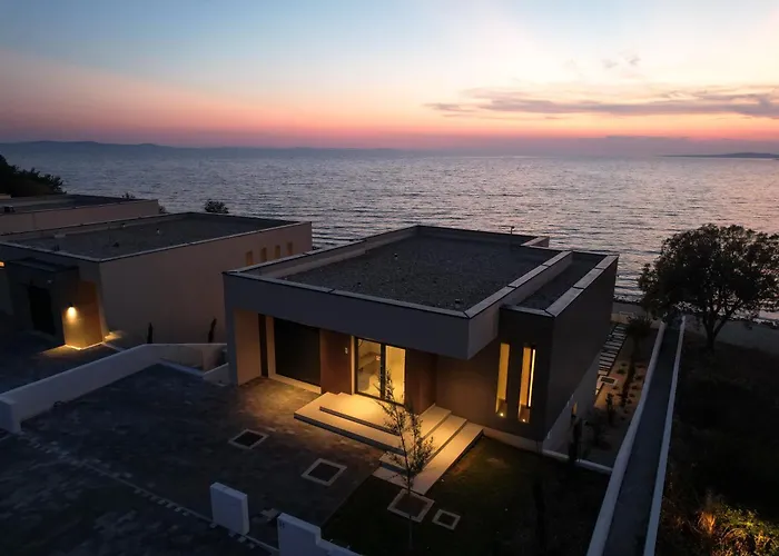 Adria Seafront D Private Pool Zaton (Zadar)