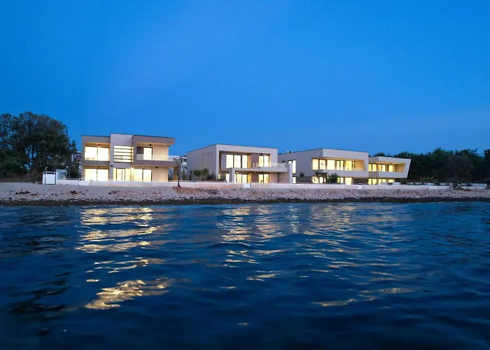 Adria Seafront D Private Pool Zaton (Zadar)