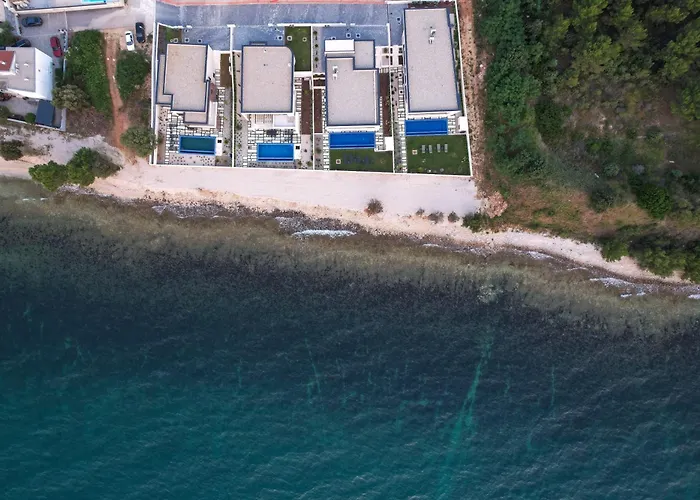 Villa Adria Seafront D Private Pool Zaton (Zadar)