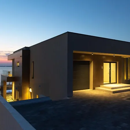 וילה Adria Seafront D Private Pool זאטון