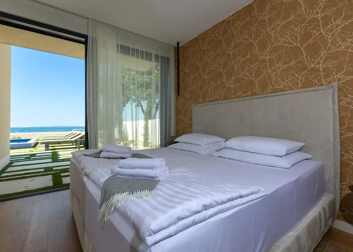 Adria Seafront D Private Pool * זאטון